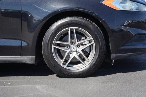 2014 Ford Fusion S
