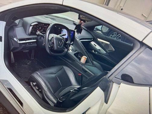 Arctic White 2023 Chevrolet Corvette Stingray w/2LT