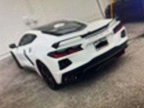 Arctic White 2023 Chevrolet Corvette Stingray w/2LT