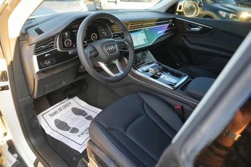 2023 Audi Q8 55 Prestige