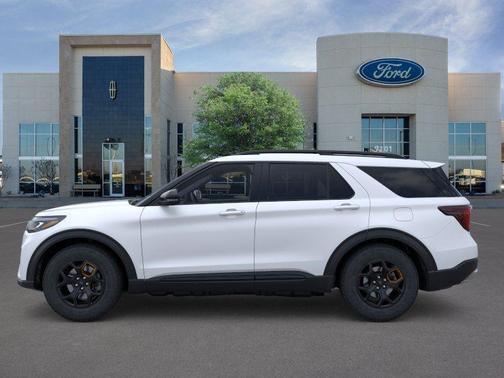 Star White 2026 Ford Explorer Tremor
