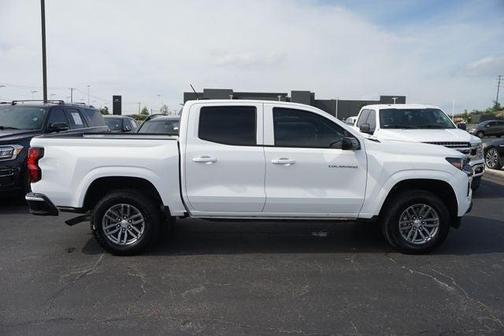 Summit White 2025 Chevrolet Colorado LT