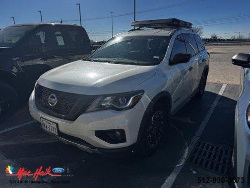 2019 Nissan Pathfinder SV