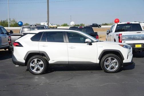 2021 Toyota RAV4 Hybrid XLE Premium