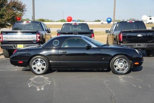 2004 Ford Thunderbird 