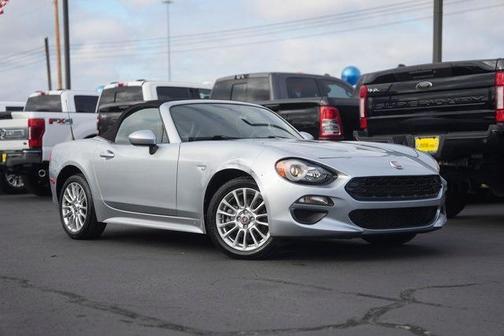 2018 FIAT 124 Spider Classica