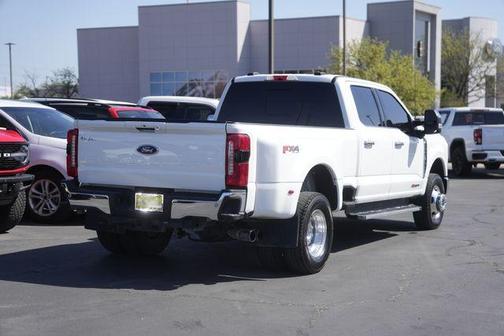 Star White 2023 Ford F-350 Lariat Super Duty