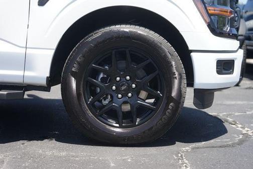 Oxford White 2025 Ford F-150 STX