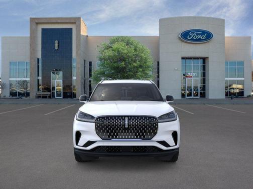 Pristine White 2026 Lincoln Aviator Reserve RWD