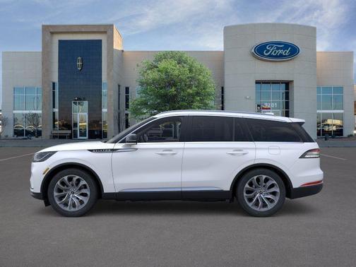 Pristine White 2026 Lincoln Aviator Reserve RWD
