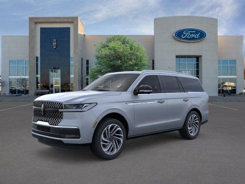 Gray Mist Metallic 2026 Lincoln Navigator Reserve