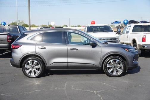 2023 Ford Escape Platinum