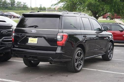 Black Metallic 2021 Ford Expedition Limited