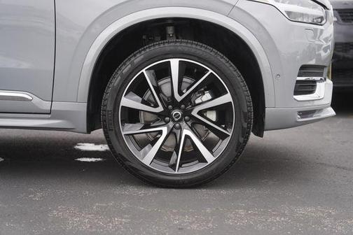 Gray Metallic 2025 Volvo XC90 B6 Plus 6-Seater