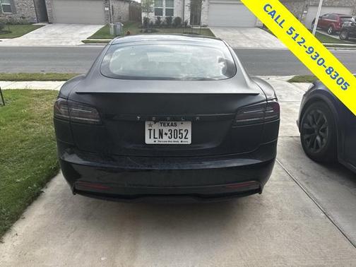 2023 Tesla Model S Plaid
