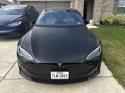 2023 Tesla Model S Plaid