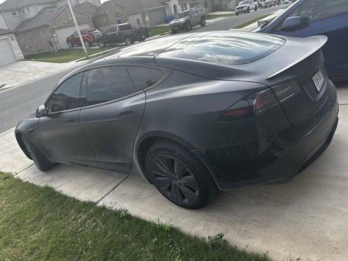 2023 Tesla Model S Plaid