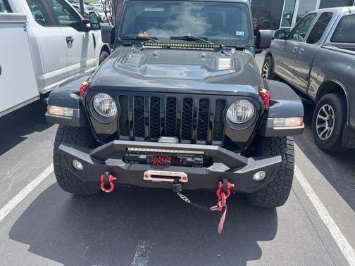 Black Clearcoat 2022 Jeep Gladiator Rubicon