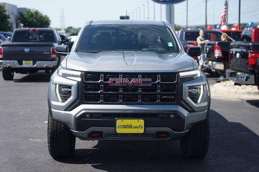 Sterling 2024 GMC Canyon AT4