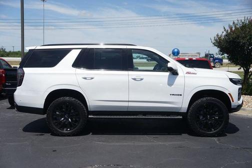 Iridescent Pearl Tricoat 2025 Chevrolet Tahoe Z71