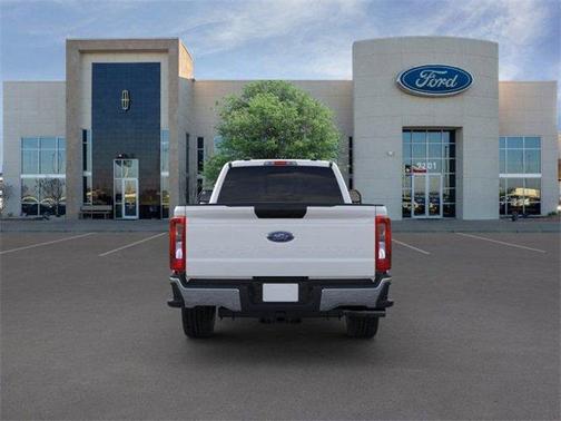 2025 Ford F-350 XLT