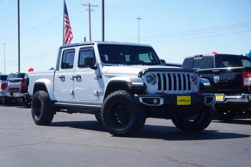 2023 Jeep Gladiator Overland