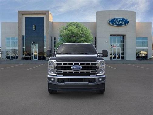 2025 Ford F-350 XLT