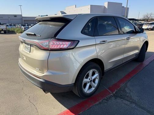 2018 Ford Edge SE