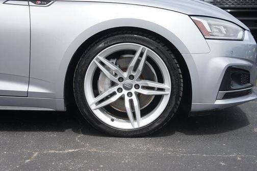 Florett Silver Metallic 2018 Audi A5 2.0T Prestige