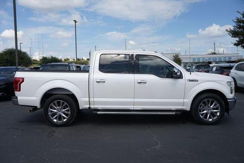 White Platinum Clearcoat Metallic 2017 Ford F-150 Lariat