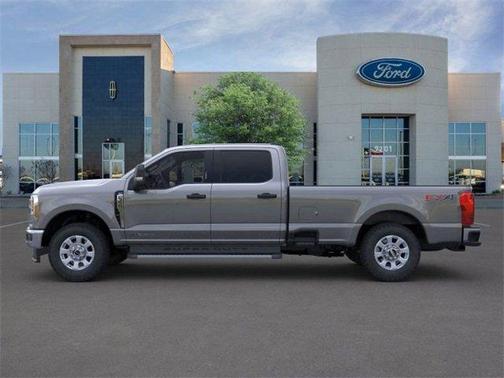 2025 Ford F-350 XLT
