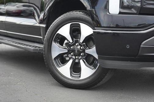 2024 Ford F-150 Lightning Platinum