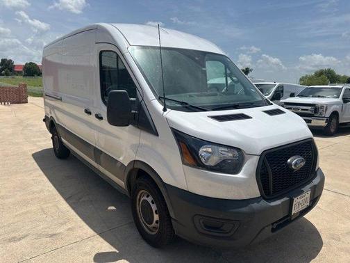 2022 Ford Transit-250 Base