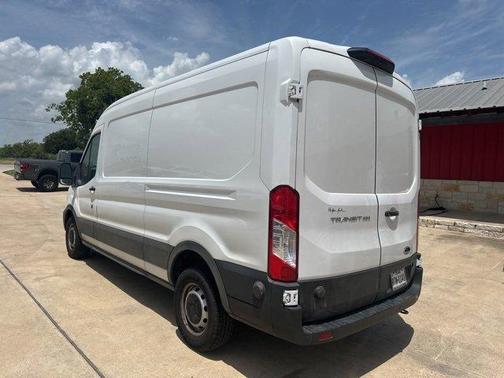 2022 Ford Transit-250 Base