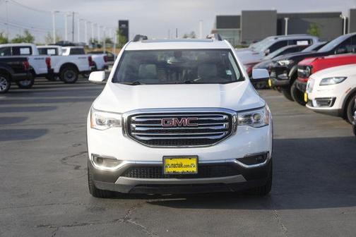 Summit White 2019 GMC Acadia SLT-1