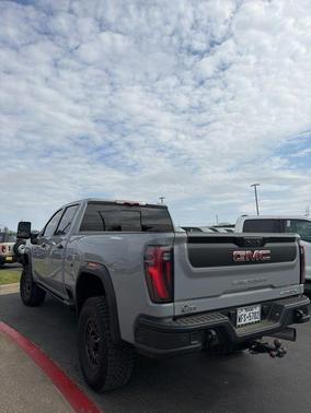2025 GMC Sierra 2500 AT4X