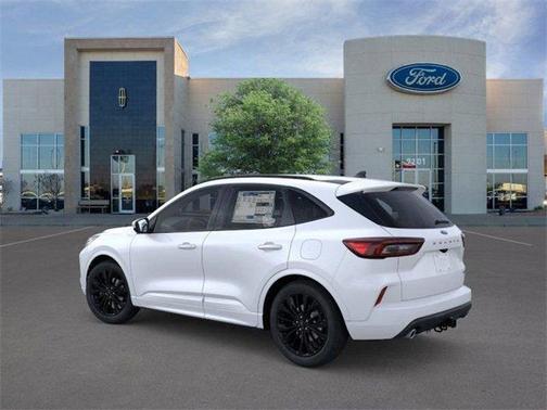 2026 Ford Escape ST-Line Elite