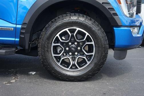 Velocity Blue Metallic 2021 Ford F-150 Lariat