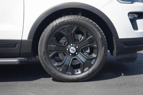 2019 Ford Explorer sport