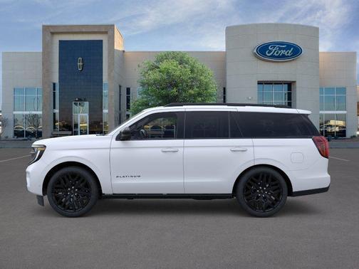 Star White 2026 Ford Expedition Platinum