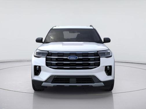 Star White 2026 Ford Explorer Active