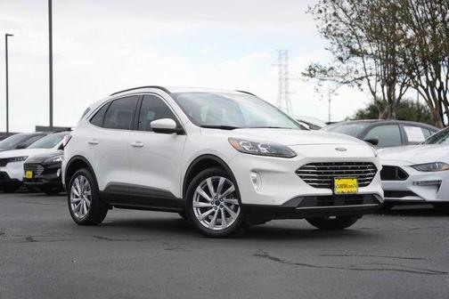 2022 Ford Escape Titanium