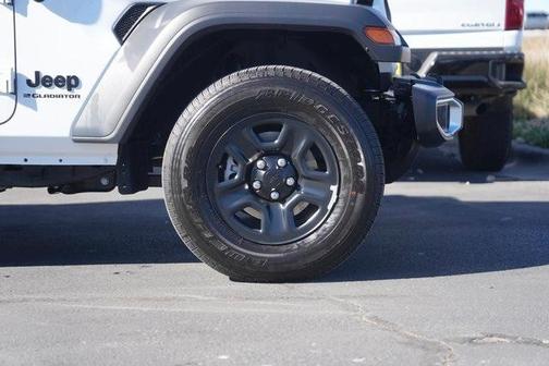 2025 Jeep Gladiator Sport