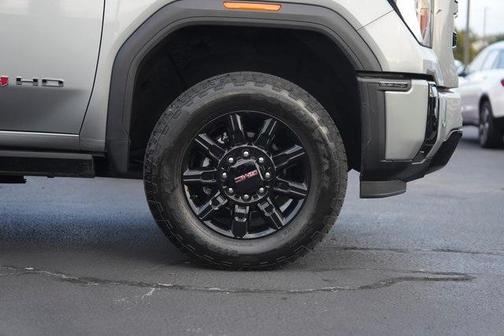 2025 GMC Sierra 2500 AT4