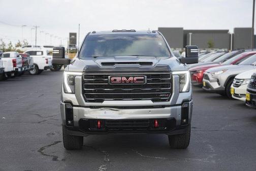 2025 GMC Sierra 2500 AT4