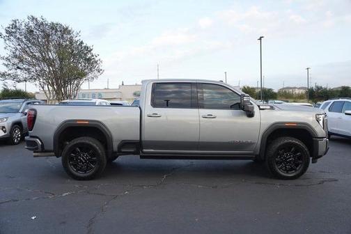 2025 GMC Sierra 2500 AT4