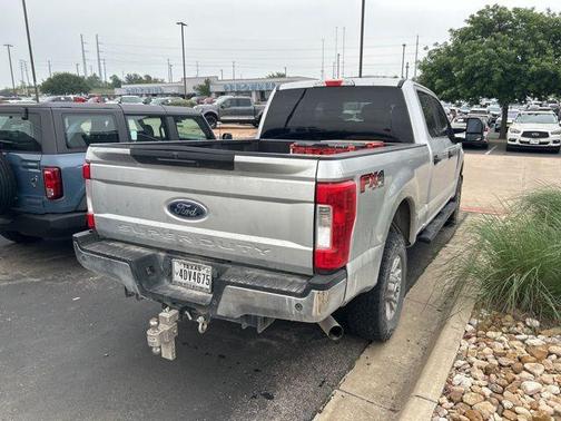 Ingot Silver 2018 Ford F-250 XLT