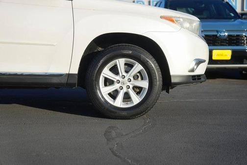 2013 Toyota Highlander Base Plus