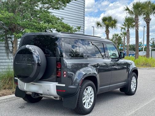 2025 Land Rover Defender S