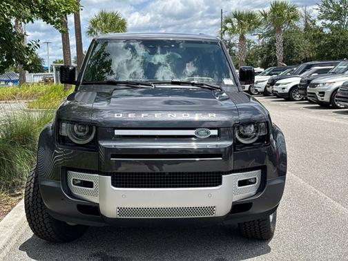 2025 Land Rover Defender S